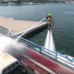 Пожарных Дубая поставят на «реактивные доски»