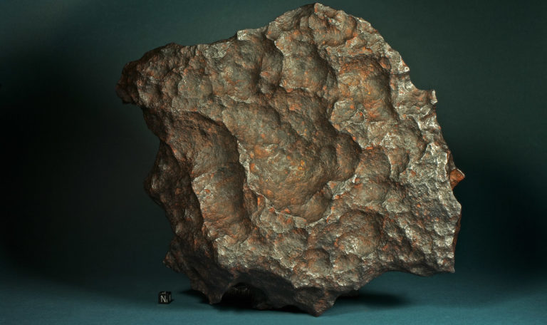 giebeon-iron-meteorite