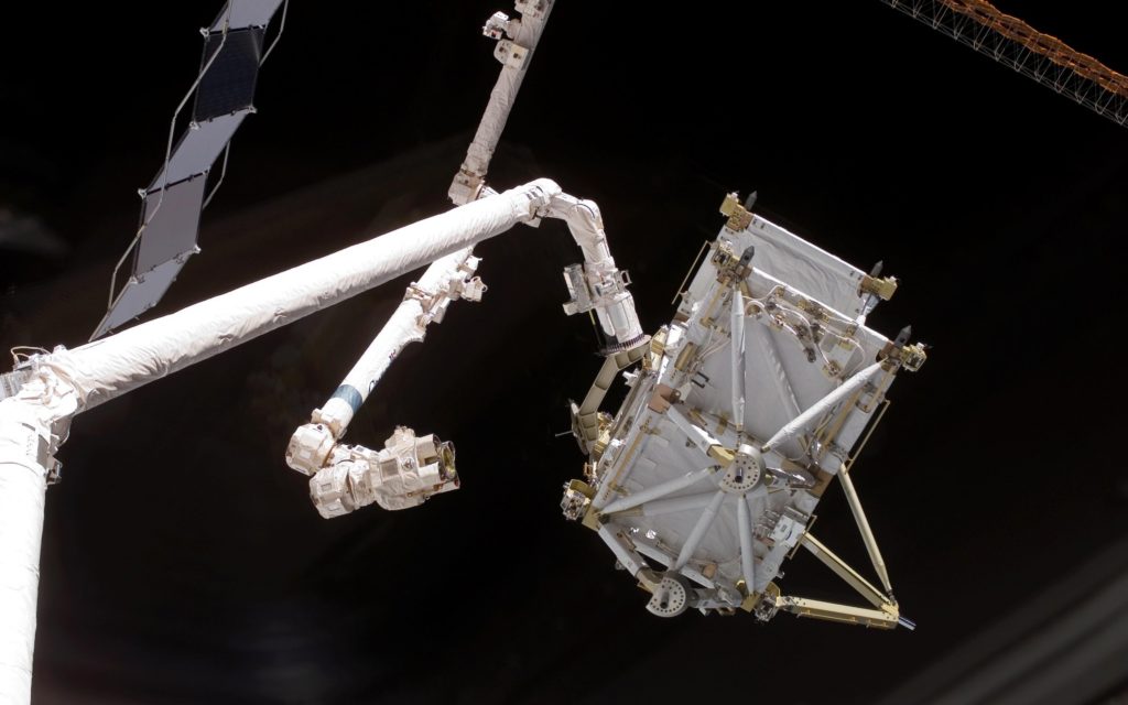 stanciya_mks_robot-manipulyator_kosmos_61708_3840x2400