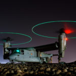 Уникальный групповой полет десяти конвертопланов V-22 Osprey, – видео