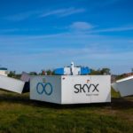 Зарядная станция дает дронам SkyX возможность неограниченной дальности полета