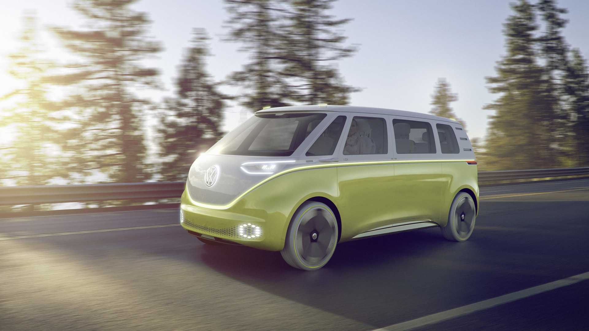 Концептуальный «хиппи-мобиль» Volkswagen I.D. Buzz начнут выпускать в 2022  году