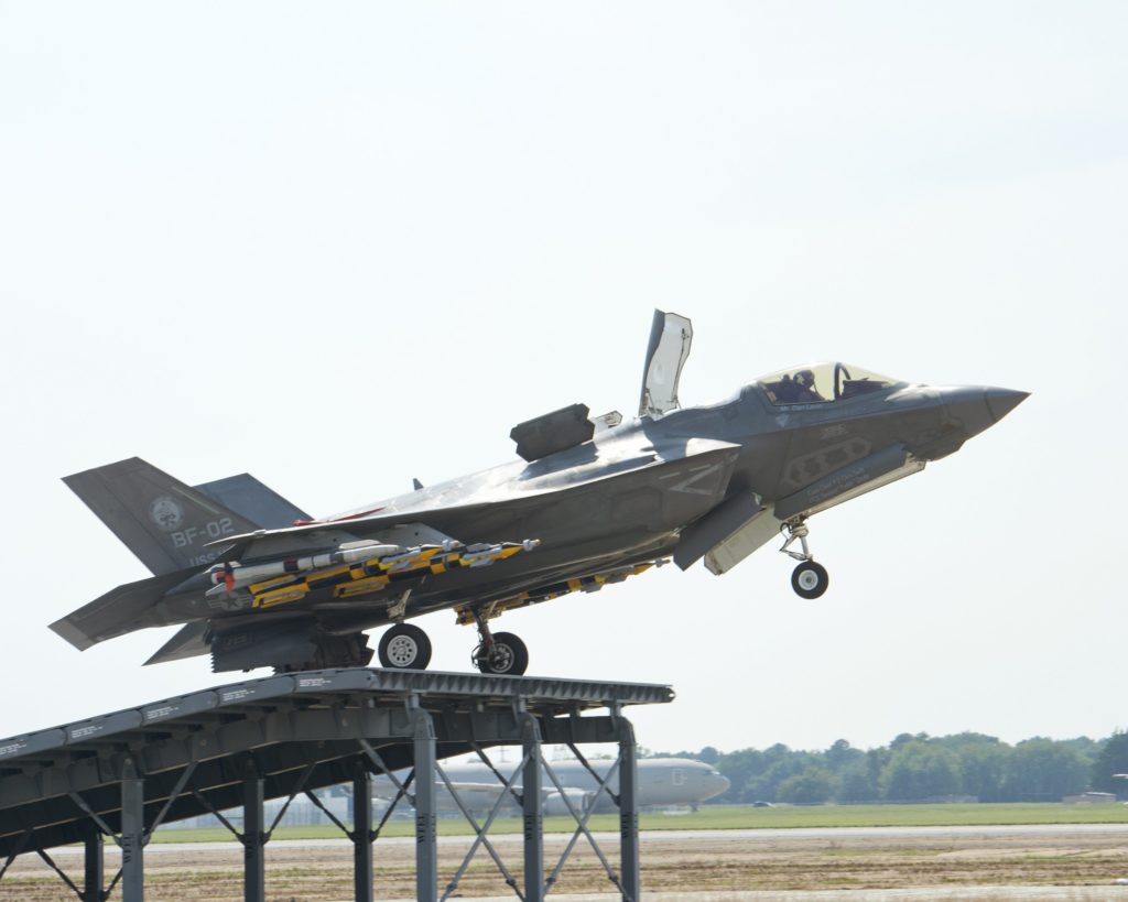 f-35b-ski