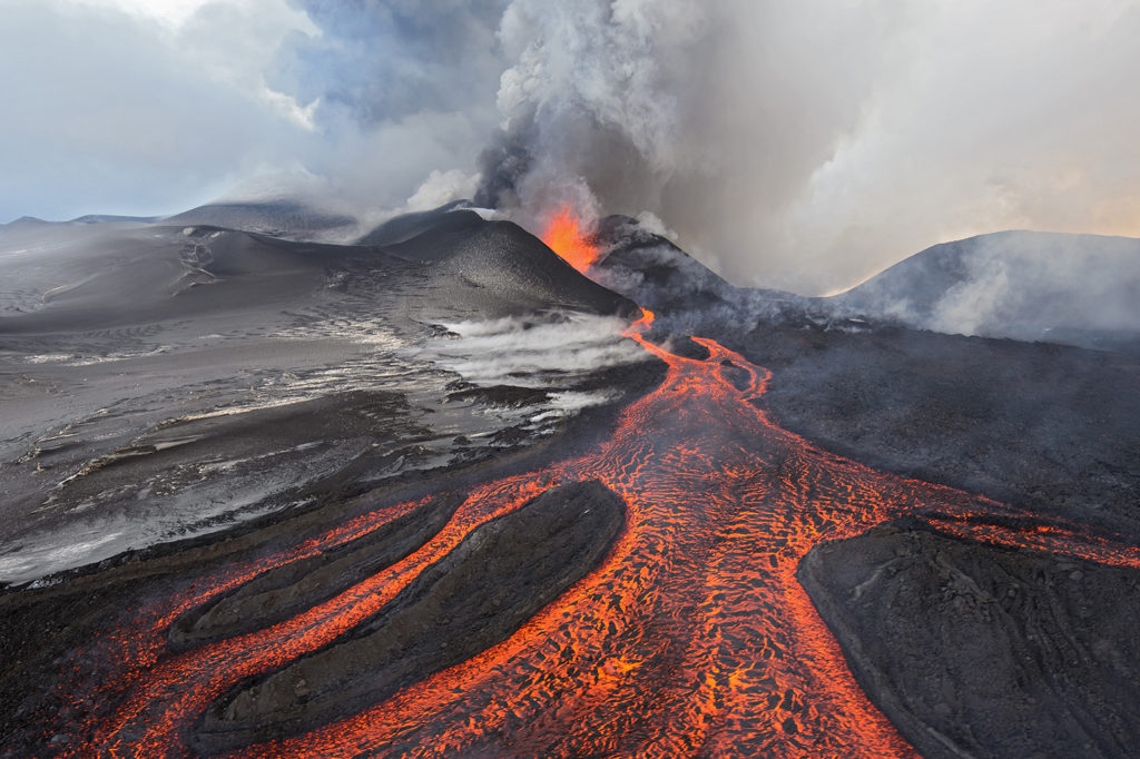 corbis-rm-volcano-erupting-kamchatka-russia_1