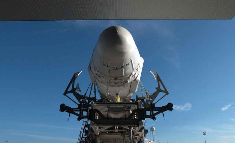 crs-13-rollout-spacex-e1502665498970