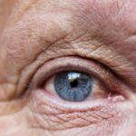 Новый имплантат сетчатки остановил возрастное ухудшение зрения