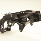 bmw-carbon-motorcycle-chassis-production-1