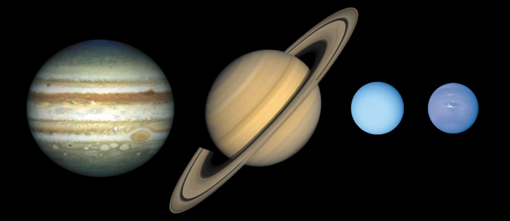gas_planet_size_comparisons