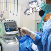 robotic-advisor-service-technology-in-healthcare-smart-hospital1