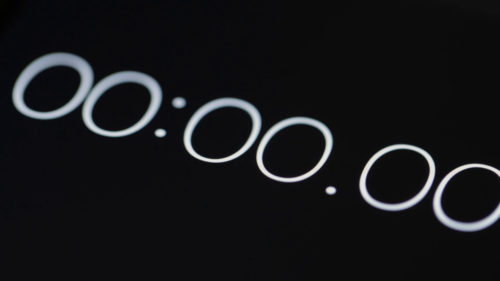 videoblocks-numerical-digital-stopwatch-with-white-number-and-black-screen-starting-from-zero_r3d-es8wb_thumbnail-full01