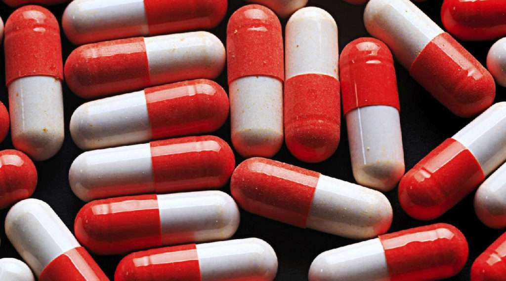 antibiotics_red_white_cropped