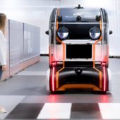 jaguar-land-rover-selfdriving-car-eyes-transport-technology_dezeen_2364_col_4-1704x1136