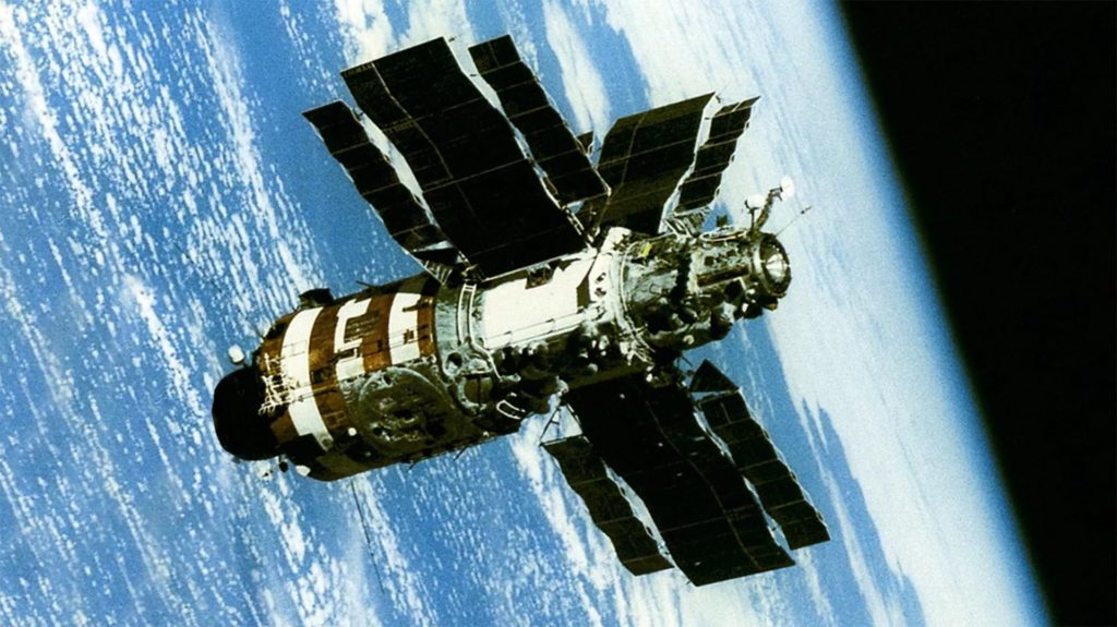 Салют-7
