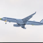 Взлетел пассажирский самолет Ту-214 с носом от бомбардировщика Ту-160