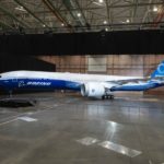 Компания Boeing представила самый большой в мире двухдвигательный пассажирский самолет