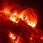 Астрономы нашли «корональные дожди» у самой поверхности Солнца
