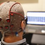 Ученые выяснили, когда электростимуляция мозга помогает психически больным