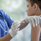 Вакцинация и аутизм: есть ли связь?