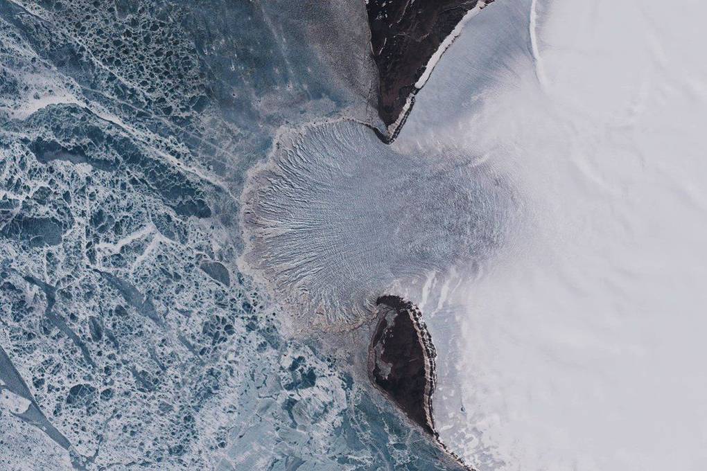 Купол Вавилова в российской Арктике стремительно мигрирует в океан / © AGU