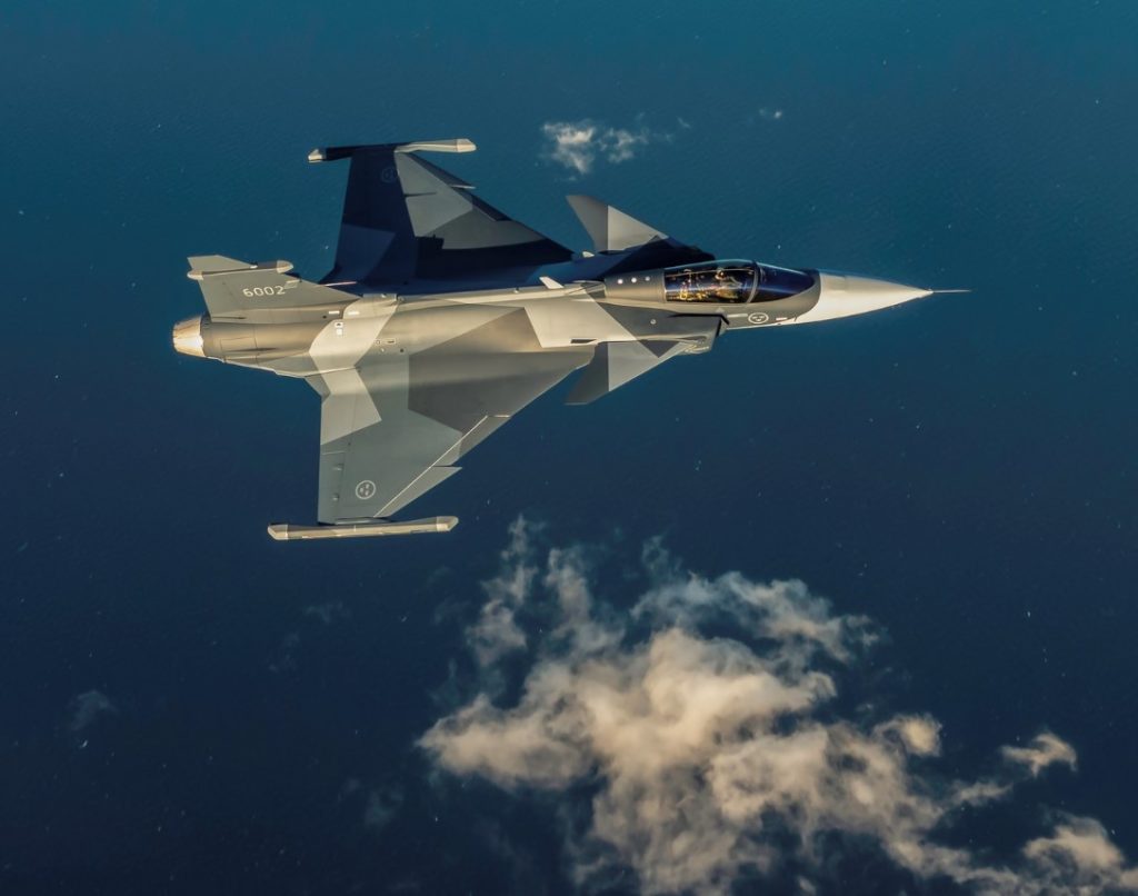 Первый построенный для ВВС Швеции серийный истребитель Saab JAS-39E