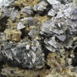Ученые СФУ изучили золотоносный минерал арсенопирит