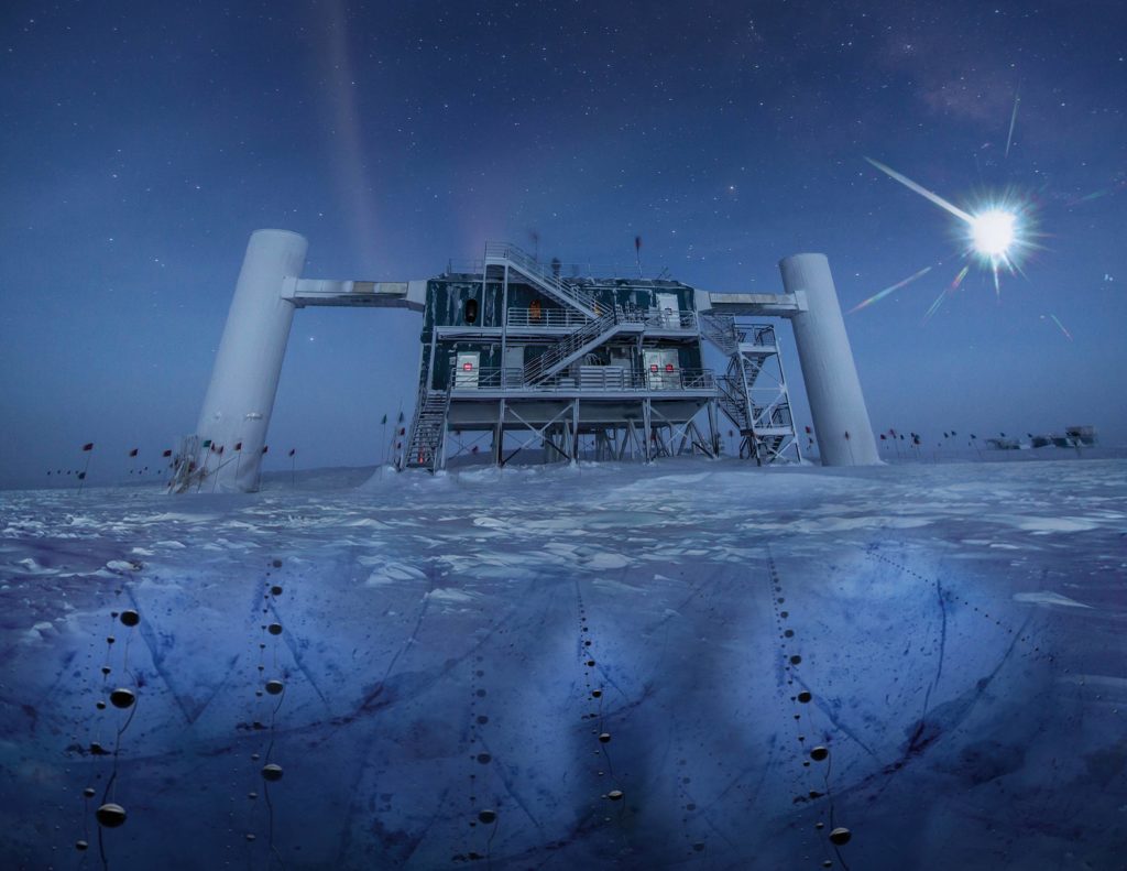 IceCube, детектор нейтрино, расположенный во льдах Антарктики