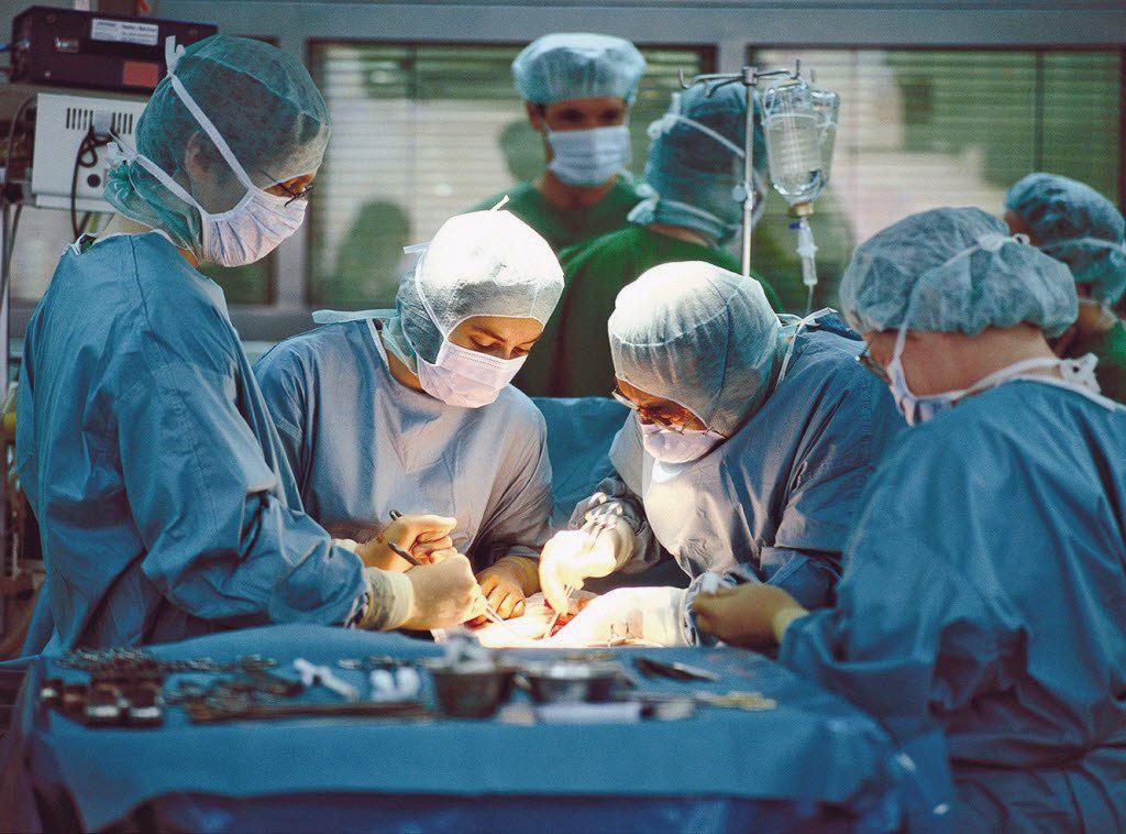 Трансплантация спасает человеческие жизни.