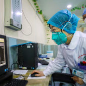 Ученые из Китая сообщили о начале клинических испытаний долгожданной вакцины /© Getty Images