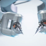 Робот-хирург, способный сшивать сосуды диаметром 0,3 миллиметра, прошел испытания на людях