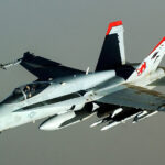 Истребители F/A-18 Hornet КМП США начали оснащать передовыми радарами
