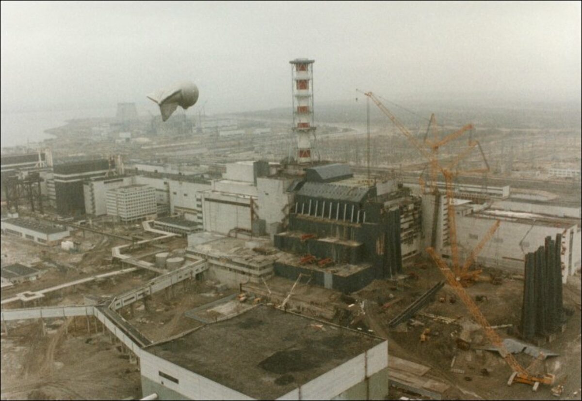 Слабошпицкий: Чернобыльская зона 90-х ассоциировалась с сексом и алкоголем