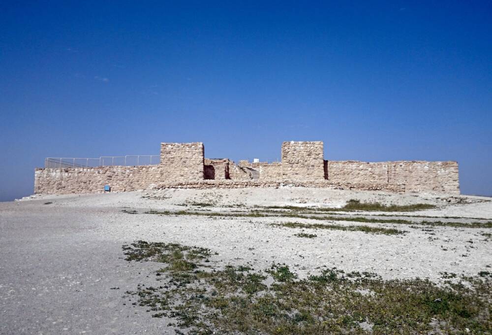 Стены верхнего города Арада времен Иудейского царства