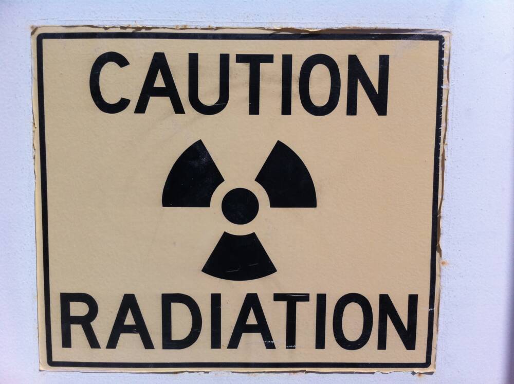 Радиация серьезно влияет на здоровье человека / © John Jones