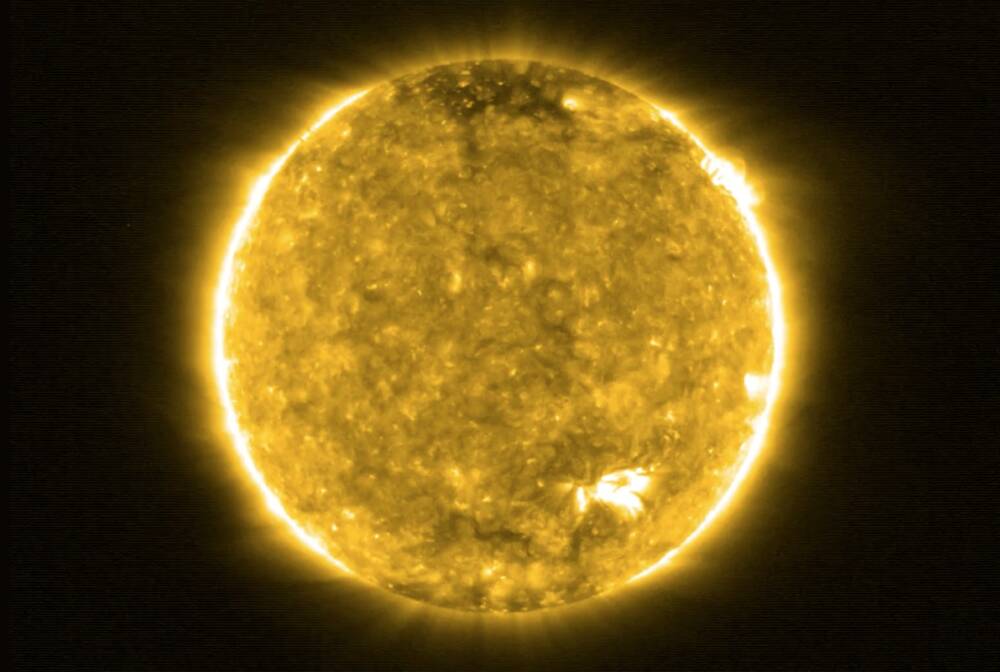 Европейский зонд снял Солнце с рекордно близкого расстояния