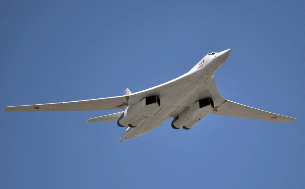 Ту-160