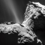 У кометы Чурюмова — Герасименко заметили «полярные» сияния