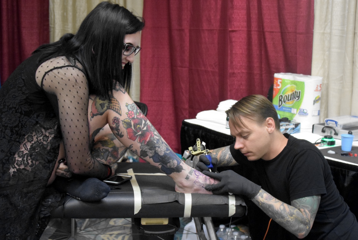 Татуировки нарушают терморегуляцию организма