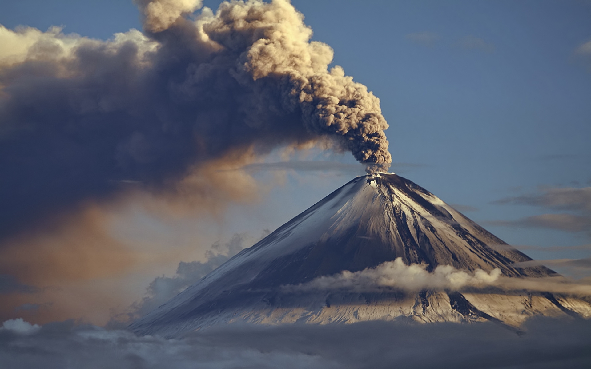 Выяснилось, что вулканы сыграли большую роль в изменениях температуры за последние 2000 лет