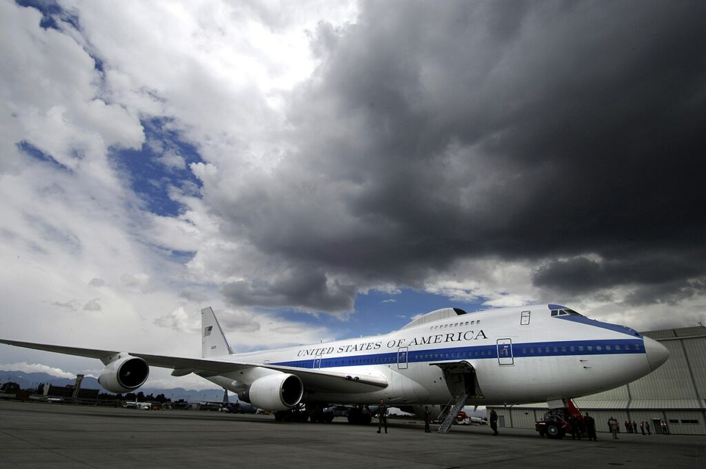 Boeing E-4