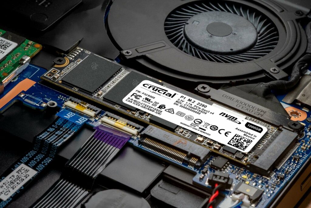 Массовые SSD на 100 терабайт не за горами: количество слоев NAND-памяти довели до 176