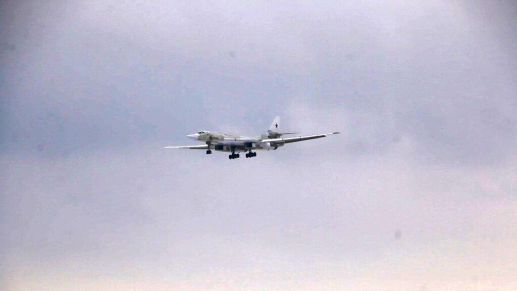 Ту-160М
