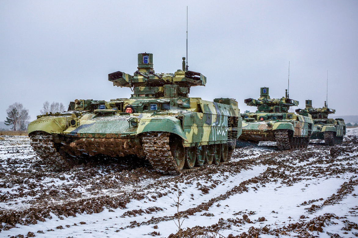 Фотогалерея: российская армия получила первую серийную партию «Терминаторов»