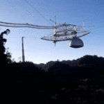 Обрушение радиотелескопа «Аресибо» попало на видео