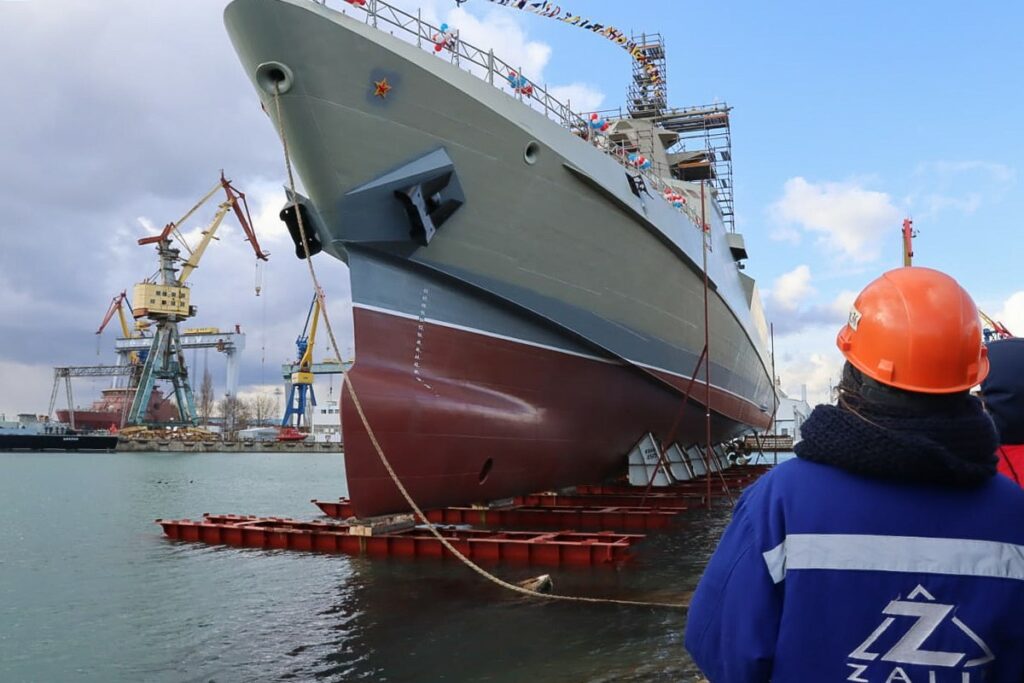 В Крыму спустили на воду боевой корабль «Сергей Котов»