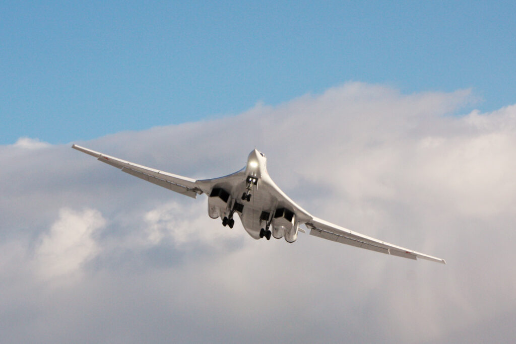Ту-160