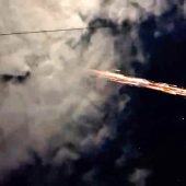 SpaceX снова устроила незапланированное фаер-шоу: в небе над США разрушилась вторая ступень ракеты Falcon 9