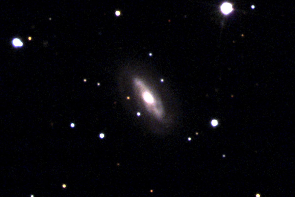 Галактика J0437+2456