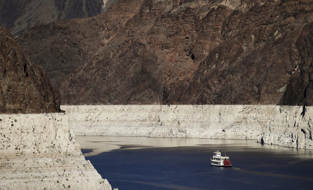 Запад США ждет аномальная засуха. Впервые в истории правительство готовится к ограничениям подачи воды