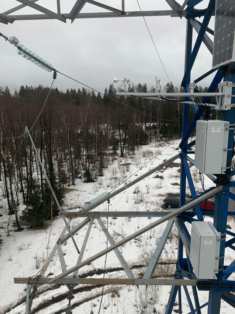 В Сколтехе разработали устройство для мониторинга загрязнения изоляции на ЛЭП