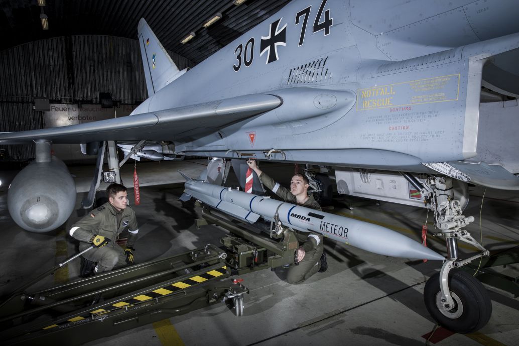 Истребители Typhoon ВВС Германии получили потенциально мощнейшую ракету класса «воздух — воздух»